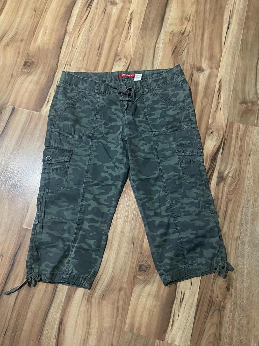 UNIONBAY Camo Cargo Capri Pants Y2K Utility Gorpcore Sz 13